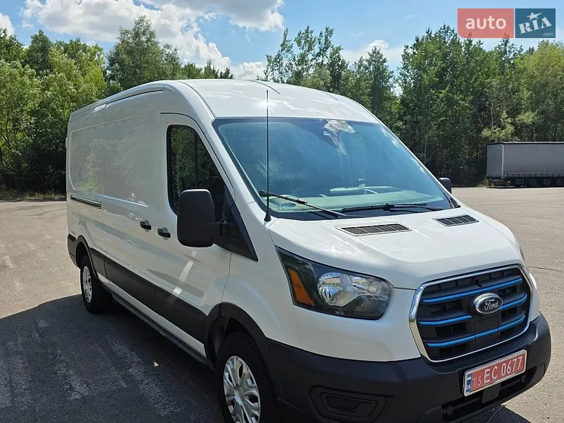 Ford E-Transit 2022