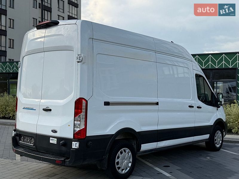Вантажний фургон Ford E-Transit 2023 в Городку