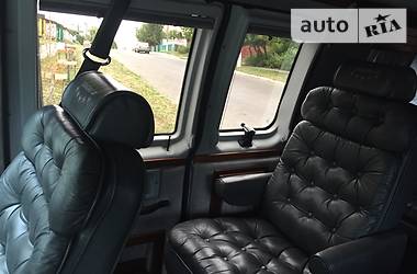 Минивэн Ford Econoline 1992 в 