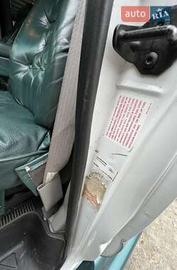Мінівен Ford Econoline 1992 в 