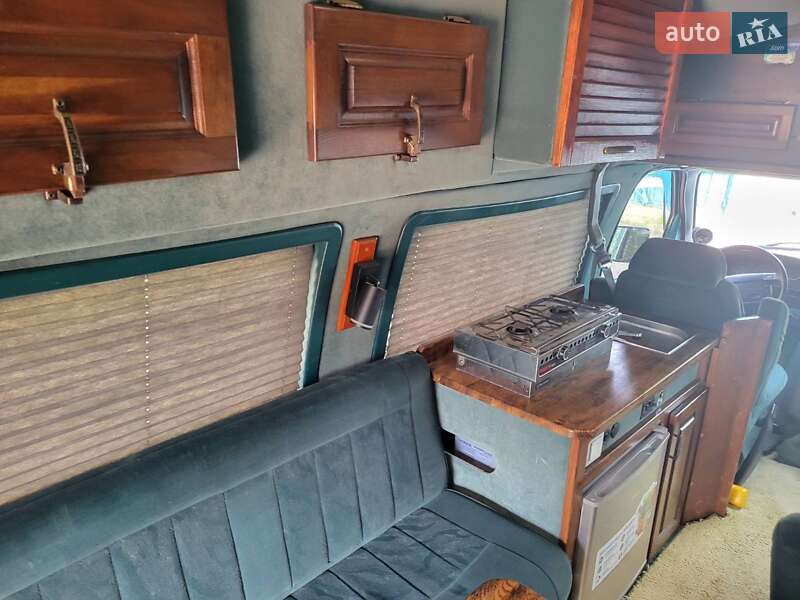 Минивэн Ford Econoline 1996 в Житомире