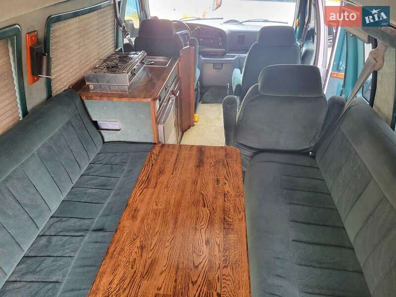 Минивэн Ford Econoline 1996 в Житомире