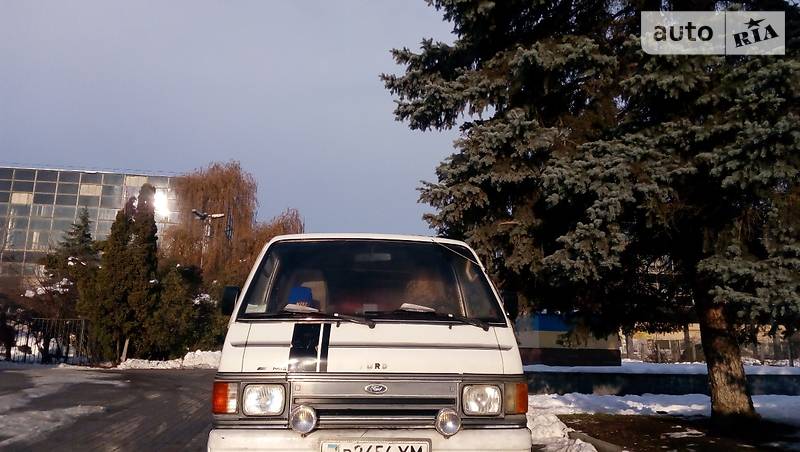 Минивэн Ford Econovan 1987 в Ивано-Франковске