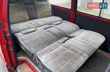 Минивэн Ford Econovan 1989 в 