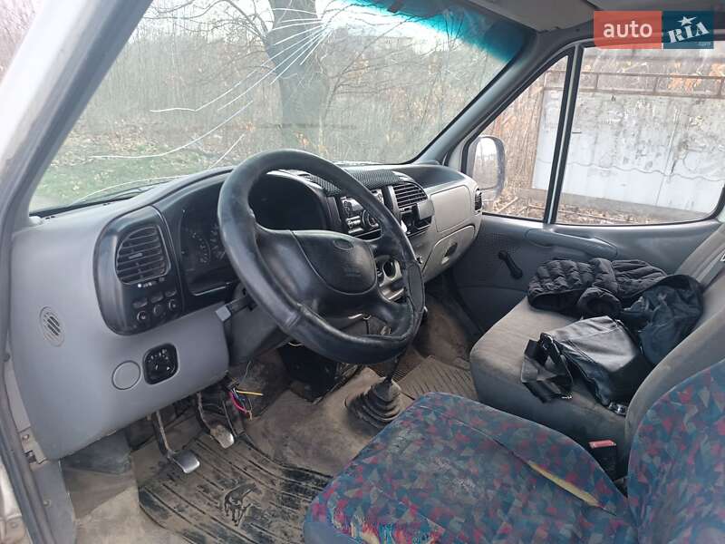 Мінівен Ford Econovan 1996 в Чернівцях