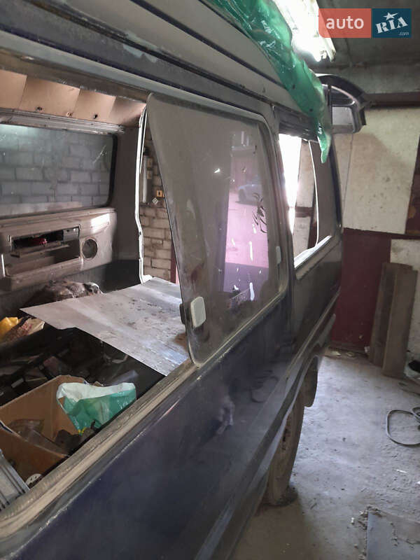 Мінівен Ford Econovan 1987 в Києві