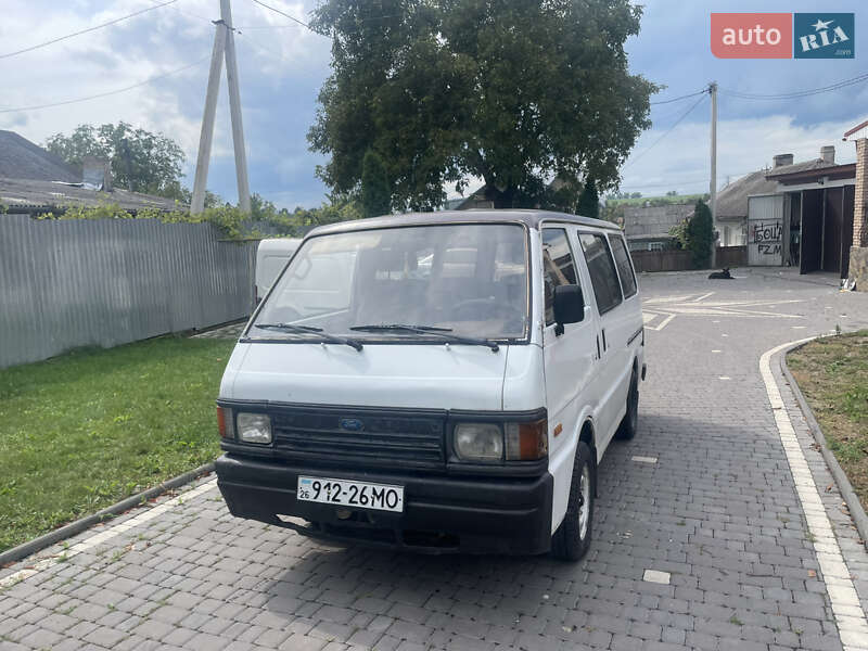 Минивэн Ford Econovan 1988 в Черновцах