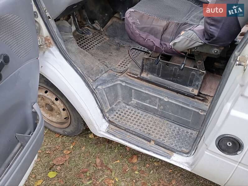 Мінівен Ford Econovan 1997 в Сторожинці