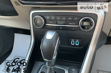 Внедорожник / Кроссовер Ford EcoSport 2018 в 