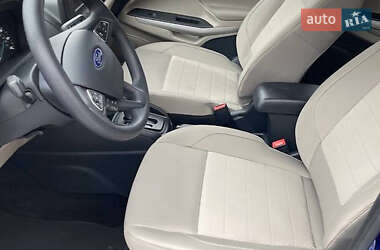 Внедорожник / Кроссовер Ford EcoSport 2018 в 