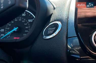 Внедорожник / Кроссовер Ford EcoSport 2018 в 