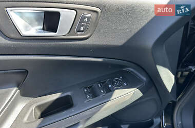 Внедорожник / Кроссовер Ford EcoSport 2017 в 