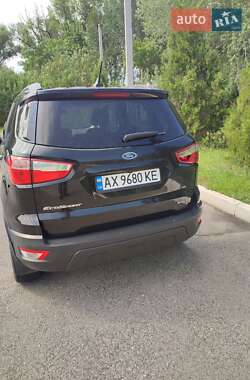 Внедорожник / Кроссовер Ford EcoSport 2018 в 