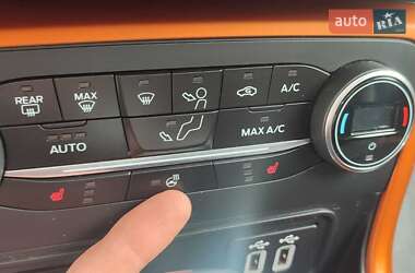 Внедорожник / Кроссовер Ford EcoSport 2018 в 