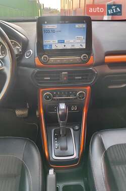 Внедорожник / Кроссовер Ford EcoSport 2017 в 