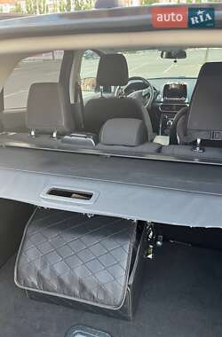 Внедорожник / Кроссовер Ford EcoSport 2018 в 