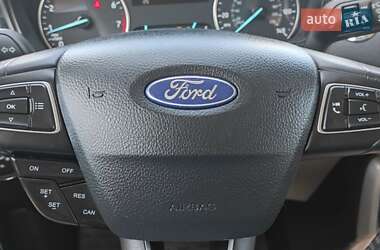 Внедорожник / Кроссовер Ford EcoSport 2018 в 