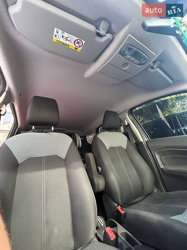 Позашляховик / Кросовер Ford EcoSport 2015 в Івано-Франківську фото 8 Позашляховик / Кросовер Ford EcoSport 2015 в Івано-Франківську