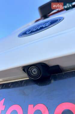 Позашляховик / Кросовер Ford EcoSport 2018 в 