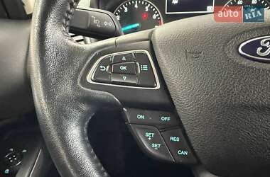 Внедорожник / Кроссовер Ford EcoSport 2018 в 