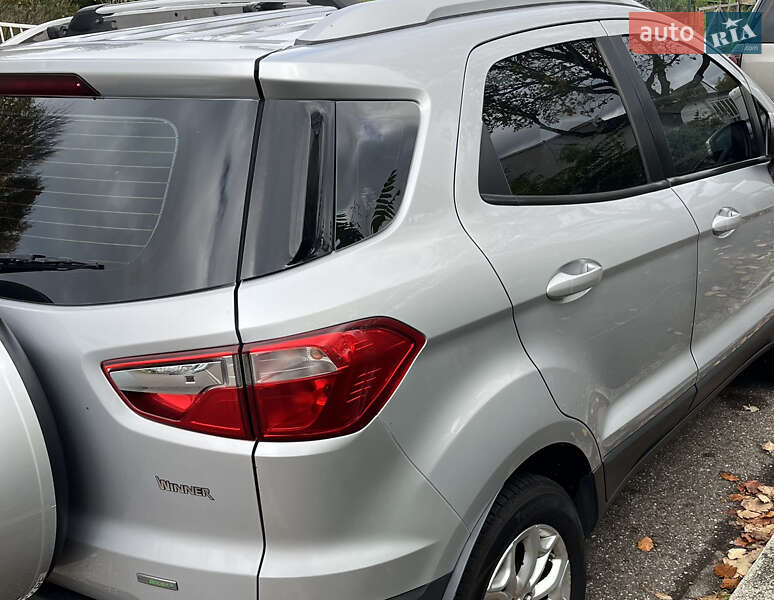Ford EcoSport 2015
