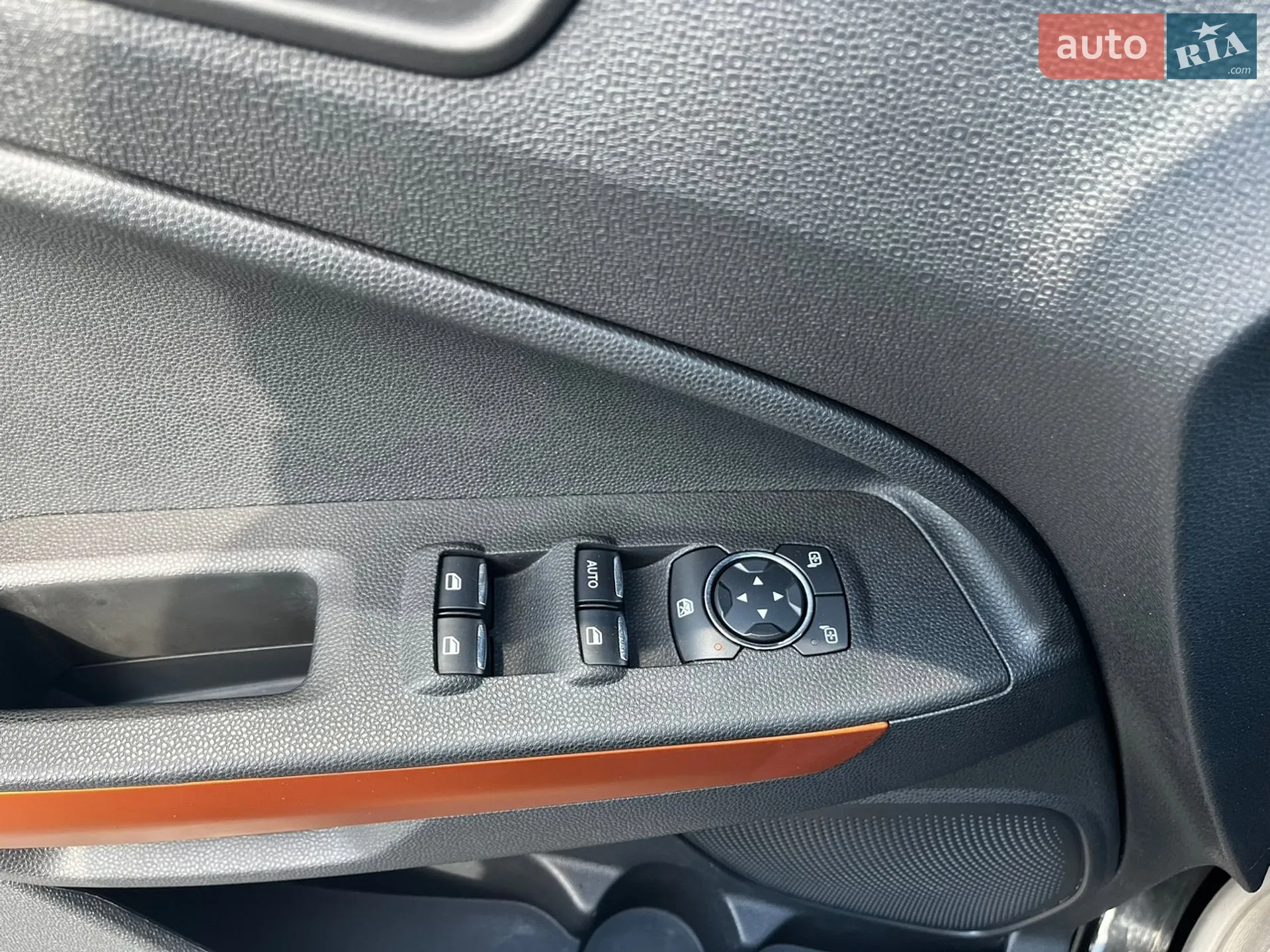 2018 Ford EcoSport - мініатюра 21