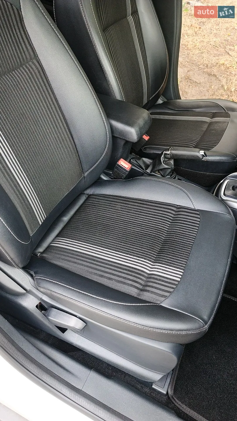 2019 Ford EcoSport - мініатюра 17