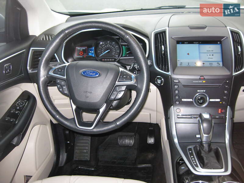 Внедорожник / Кроссовер Ford Edge 2016 в Черновцах
