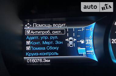 Внедорожник / Кроссовер Ford Edge 2018 в 