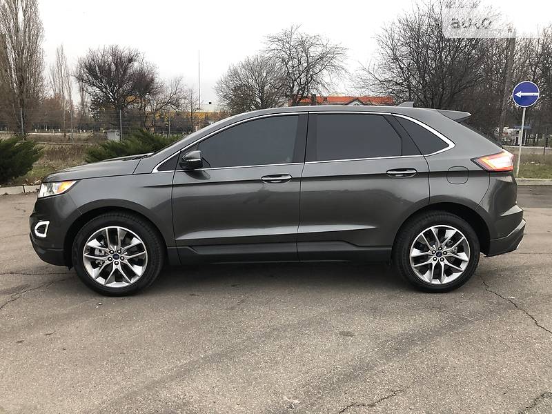 Внедорожник / Кроссовер Ford Edge 2018 в 