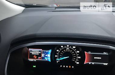 Внедорожник / Кроссовер Ford Edge 2018 в 