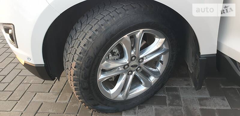 Позашляховик / Кросовер Ford Edge 2015 в Кривому Розі фото 16 Позашляховик / Кросовер Ford Edge 2015 в Кривому Розі