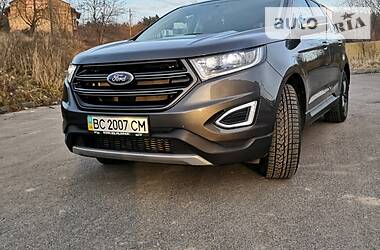 Позашляховик / Кросовер Ford Edge 2015 в 