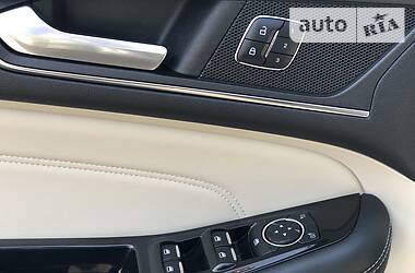 Позашляховик / Кросовер Ford Edge 2016 в 