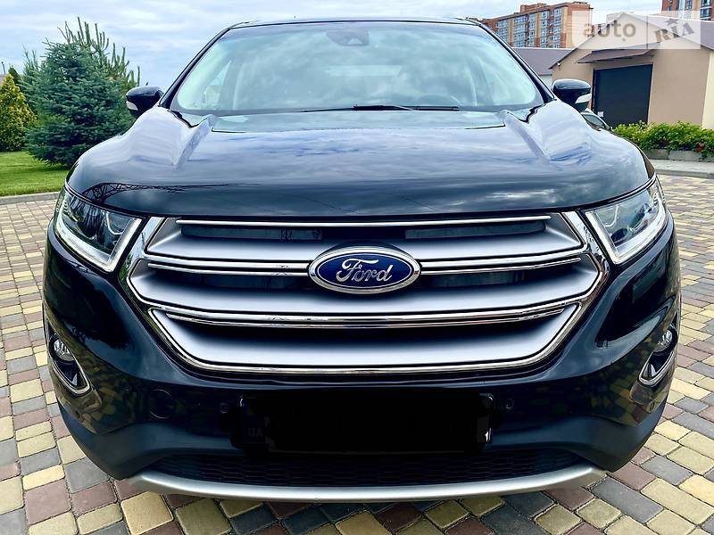 Позашляховик / Кросовер Ford Edge 2017 в 