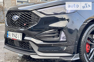 Внедорожник / Кроссовер Ford Edge 2019 в 