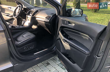 Внедорожник / Кроссовер Ford Edge 2017 в 