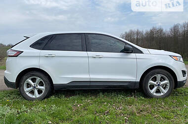Внедорожник / Кроссовер Ford Edge 2015 в 