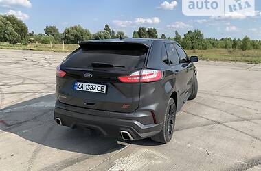 Внедорожник / Кроссовер Ford Edge 2019 в 
