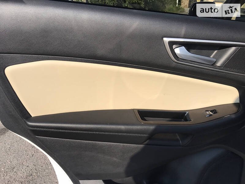 Внедорожник / Кроссовер Ford Edge 2016 в Николаеве