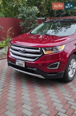 Внедорожник / Кроссовер Ford Edge 2015 в 