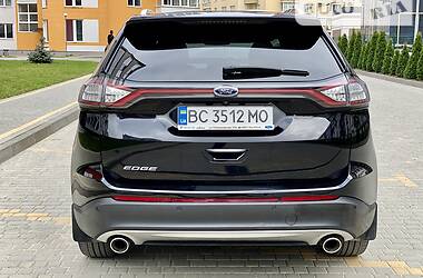 Внедорожник / Кроссовер Ford Edge 2016 в 