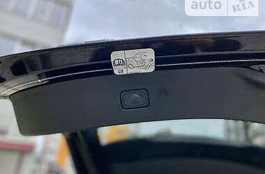 Внедорожник / Кроссовер Ford Edge 2016 в 