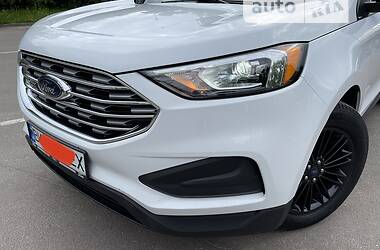 Внедорожник / Кроссовер Ford Edge 2018 в 