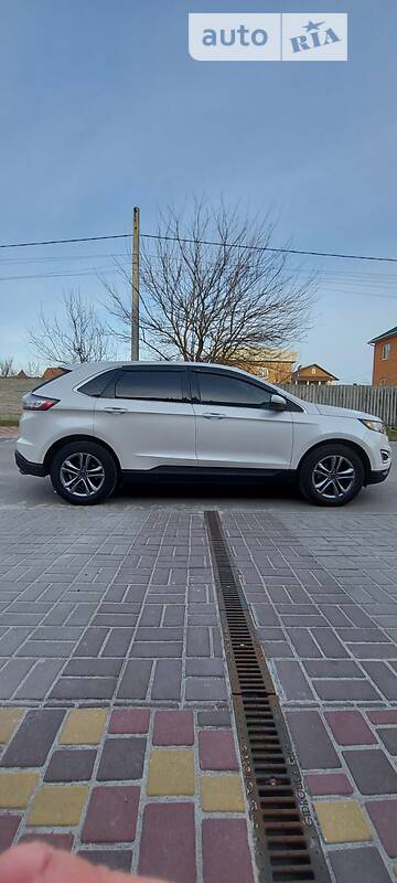 Позашляховик / Кросовер Ford Edge 2015 в Броварах