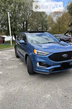 Внедорожник / Кроссовер Ford Edge 2019 в 