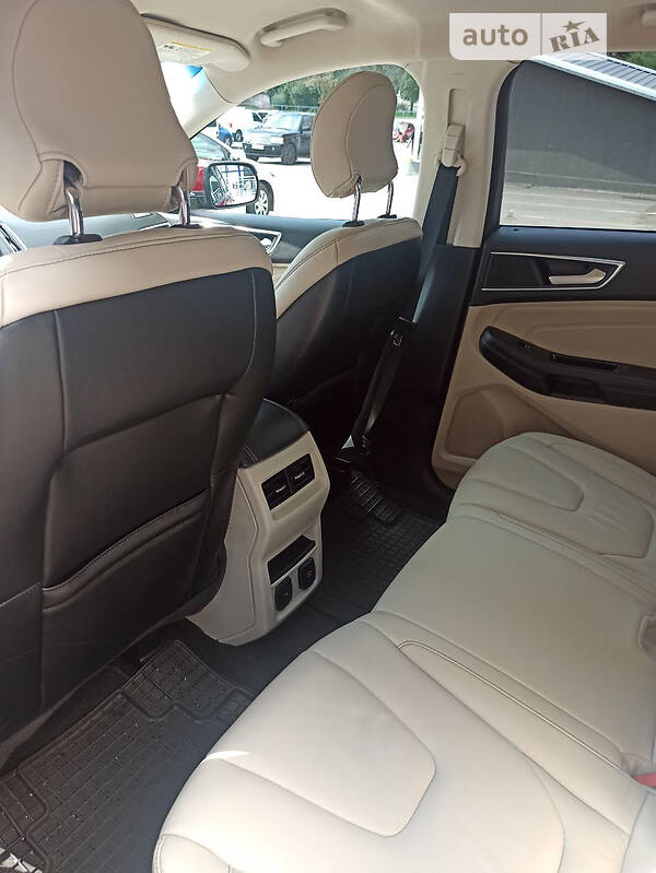 Внедорожник / Кроссовер Ford Edge 2017 в Николаеве