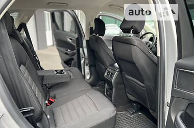 Позашляховик / Кросовер Ford Edge 2017 в 