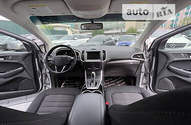 Позашляховик / Кросовер Ford Edge 2017 в 