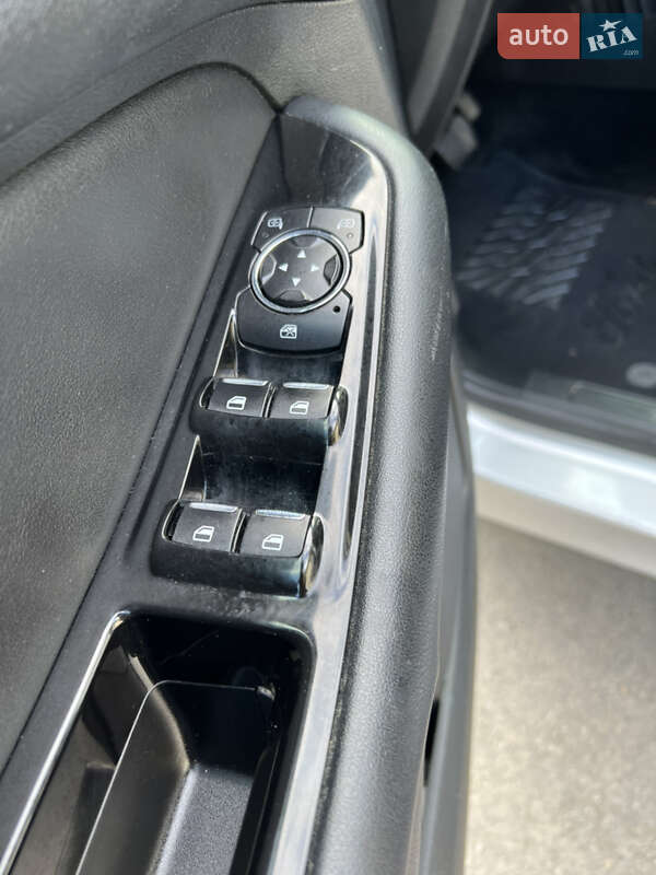 Внедорожник / Кроссовер Ford Edge 2015 в Одессе